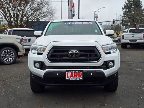 Used 2022 Toyota Tacoma SR5 image 8