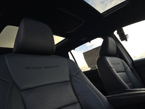 Used 2021 Honda Pilot Black Edition image 18