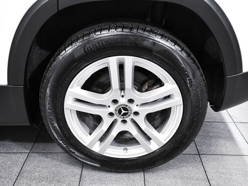 Used 2022 Mercedes-Benz GLB 250 4MATIC image 8