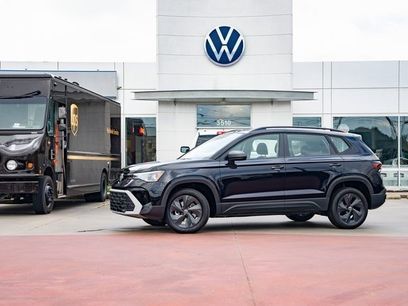 New 2025 Volkswagen Taos S
