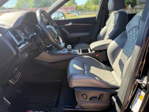 Used 2018 Audi SQ5 Premium Plus AWD/4WD image 22