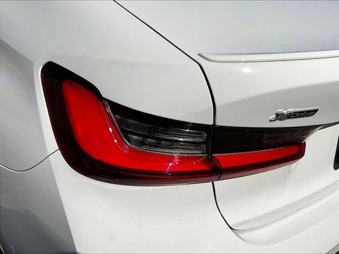 Used 2023 BMW M340i xDrive AWD/4WD image 23