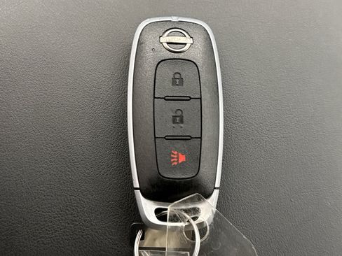 Used 2024 Nissan Ariya AWD image 24
