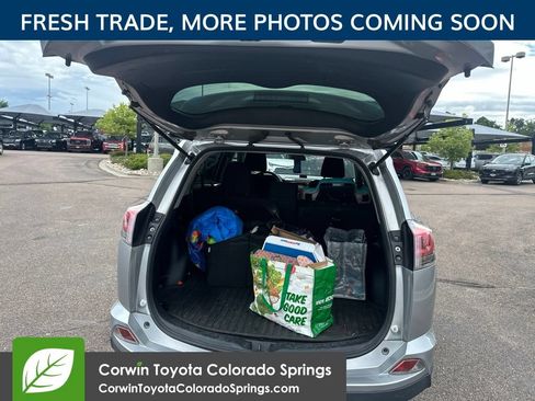 Used 2018 Toyota RAV4 LE w/ All Weather Liner Package AWD/4WD image 7