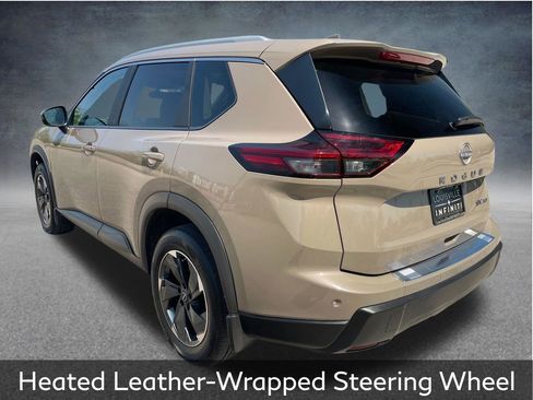 Used 2024 Nissan Rogue SV w/ SV Premium Package AWD/4WD image 6