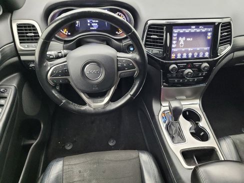 Used 2019 Jeep Grand Cherokee Altitude AWD/4WD image 22