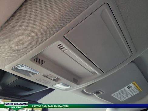 Used 2024 Ford Ranger Lariat w/ Advanced Towing Package image 28