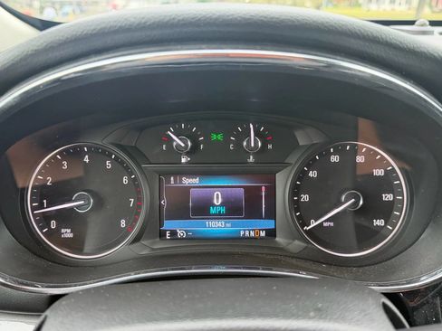 Used 2020 Buick Encore Preferred image 21