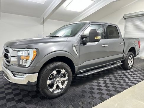 New 2023 Ford F150 XLT image 3