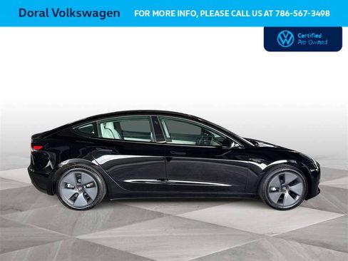 Used 2021 Tesla Model 3 Standard Range Plus image 9