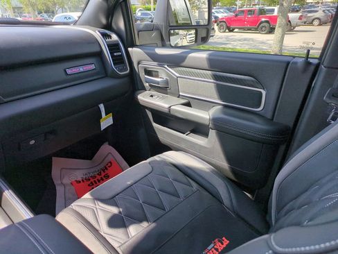 New 2025 RAM 2500 Big Horn image 17