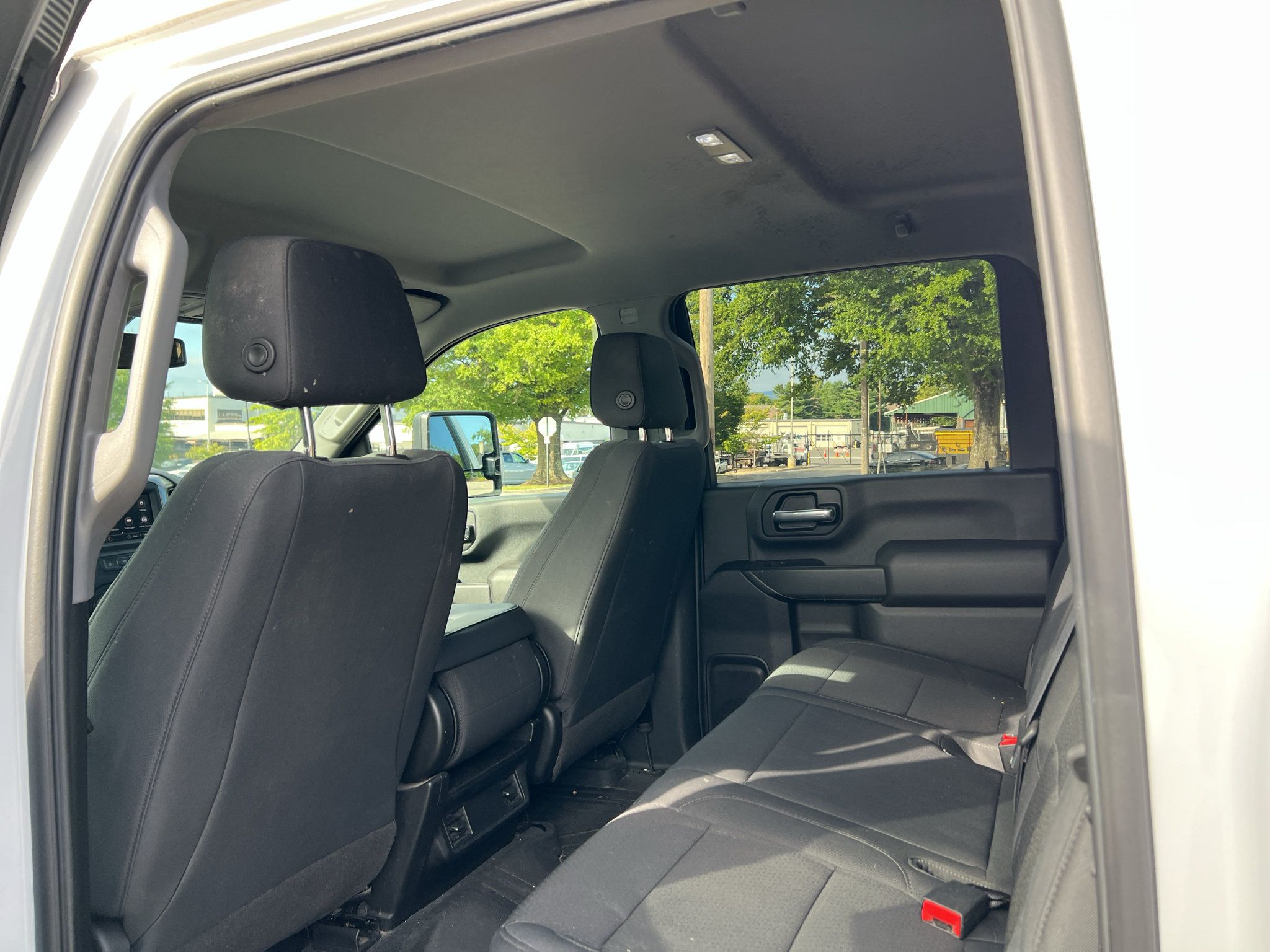 Used 2021 Chevrolet Silverado 2500 Custom w/ Custom Value Package AWD/4WD image 11
