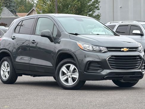 Used 2019 Chevrolet Trax LS w/ Tint and Cruise Package AWD/4WD image 2