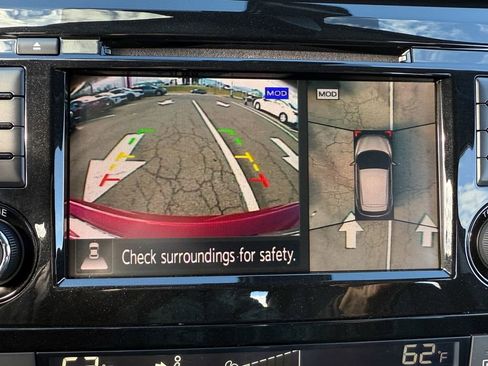 Used 2022 Nissan Rogue Sport SL w/ Premium Package image 19