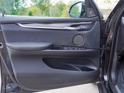 Used 2018 BMW X5 xDrive40e w/ Executive Package image 13