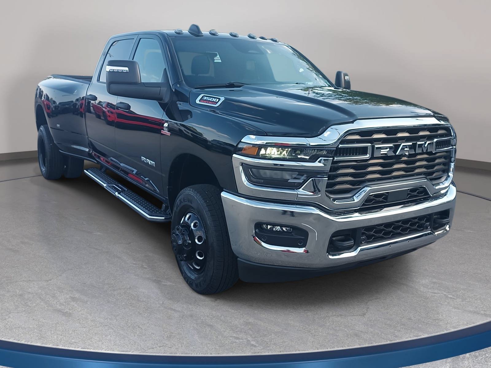 New 2027 RAM 3500 Big Horn AWD/4WD image 3
