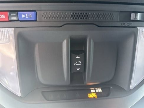 New 2025 Subaru Forester Limited image 59