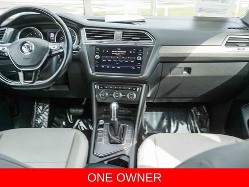 Used 2019 Volkswagen Tiguan SE w/ Panoramic Sunroof Package FWD image 14