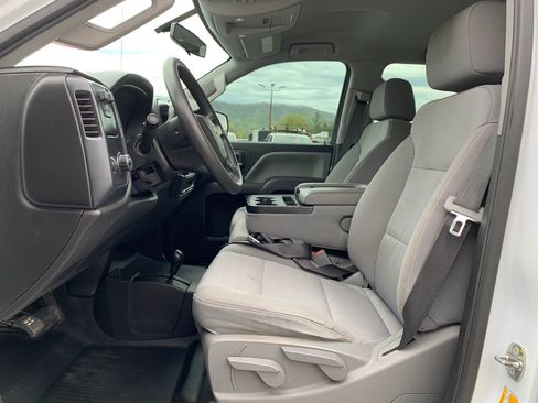 Used 2019 Chevrolet Silverado 2500 W/T image 8