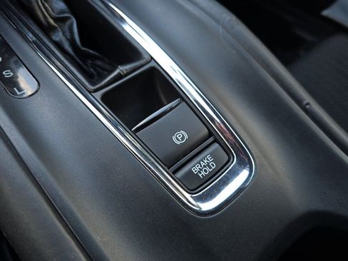 Used 2016 Honda HR-V LX image 39