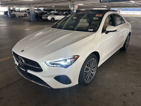 Used 2025 Mercedes-Benz CLA 250 CLA 250 image 4