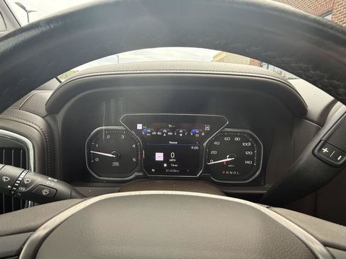 Used 2023 GMC Sierra 2500 Denali w/ Denali Ultimate Package AWD/4WD image 13