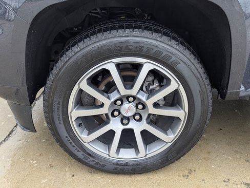 Used 2021 GMC Canyon Denali image 19