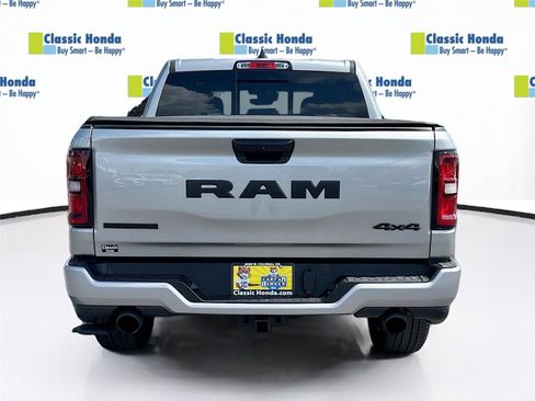 Used 2025 RAM 1500 Big Horn AWD/4WD image 7