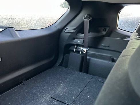 Used 2023 Mitsubishi Outlander ES AWD/4WD image 12