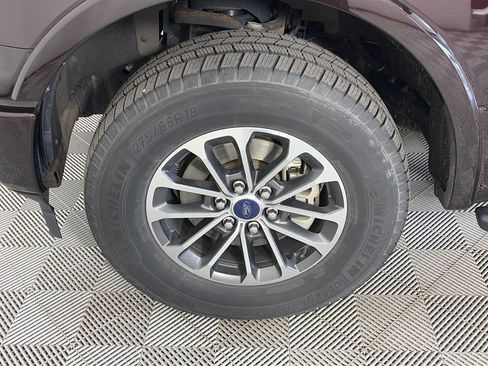 Used 2018 Ford F150 XLT w/ Equipment Group 302A Luxury AWD/4WD image 8