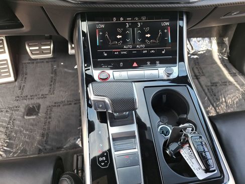 Certified 2024 Audi SQ8 Premium Plus w/ S Sport Package image 22