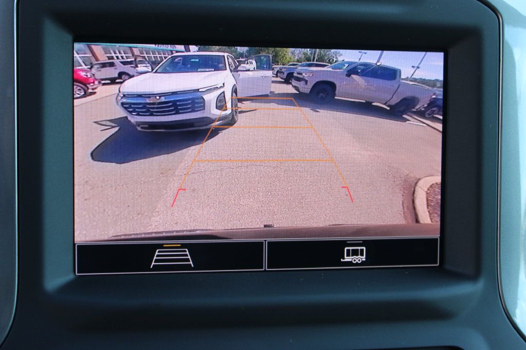 Used 2022 Chevrolet Silverado 1500 Custom w/ LPO, Dark Essentials Package AWD/4WD image 18