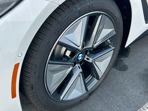 New 2026 BMW i4 eDrive40 w/ Premium Package RWD image 3