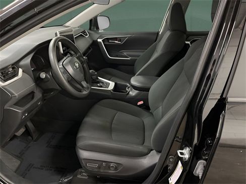 Used 2024 Toyota RAV4 XLE image 12