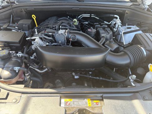 Used 2024 Dodge Durango GT AWD/4WD image 30