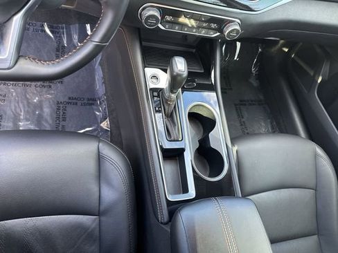 Used 2025 Nissan Altima 2.5 SR w/ SR Premium Package image 22