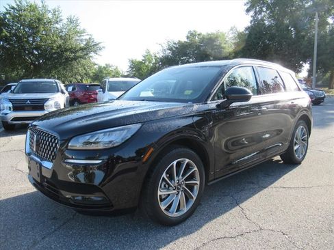 Used 2022 Lincoln Corsair Grand Touring w/ Towing Package AWD/4WD image 3