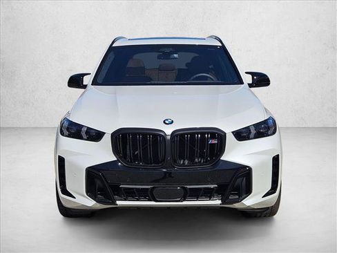 New 2026 BMW X5 M60i image 2