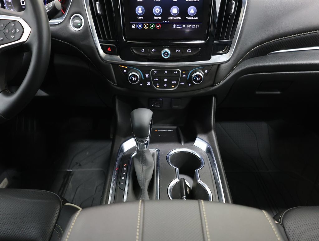 Used 2023 Chevrolet Traverse Premier AWD/4WD image 20