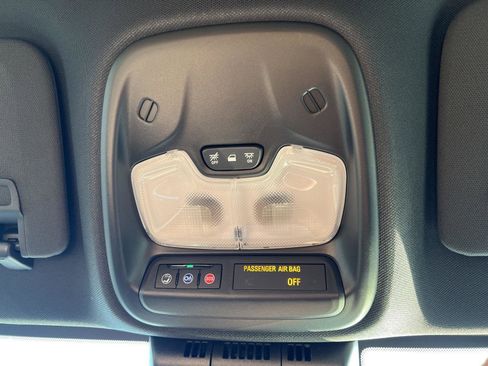 New 2026 GMC Canyon AT4 image 33