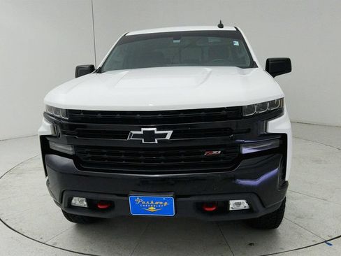 Certified 2021 Chevrolet Silverado 1500 LT Trail Boss w/ Convenience Package II AWD/4WD image 2