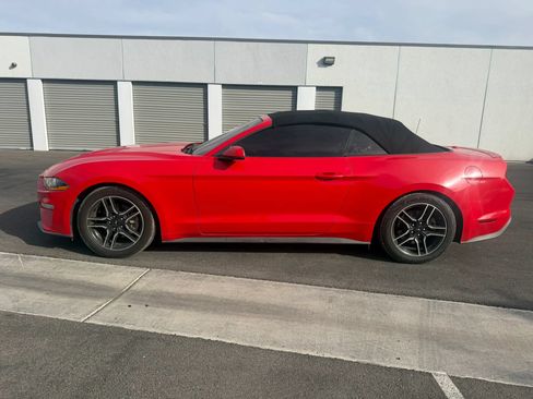 Used 2020 Ford Mustang Premium RWD image 3