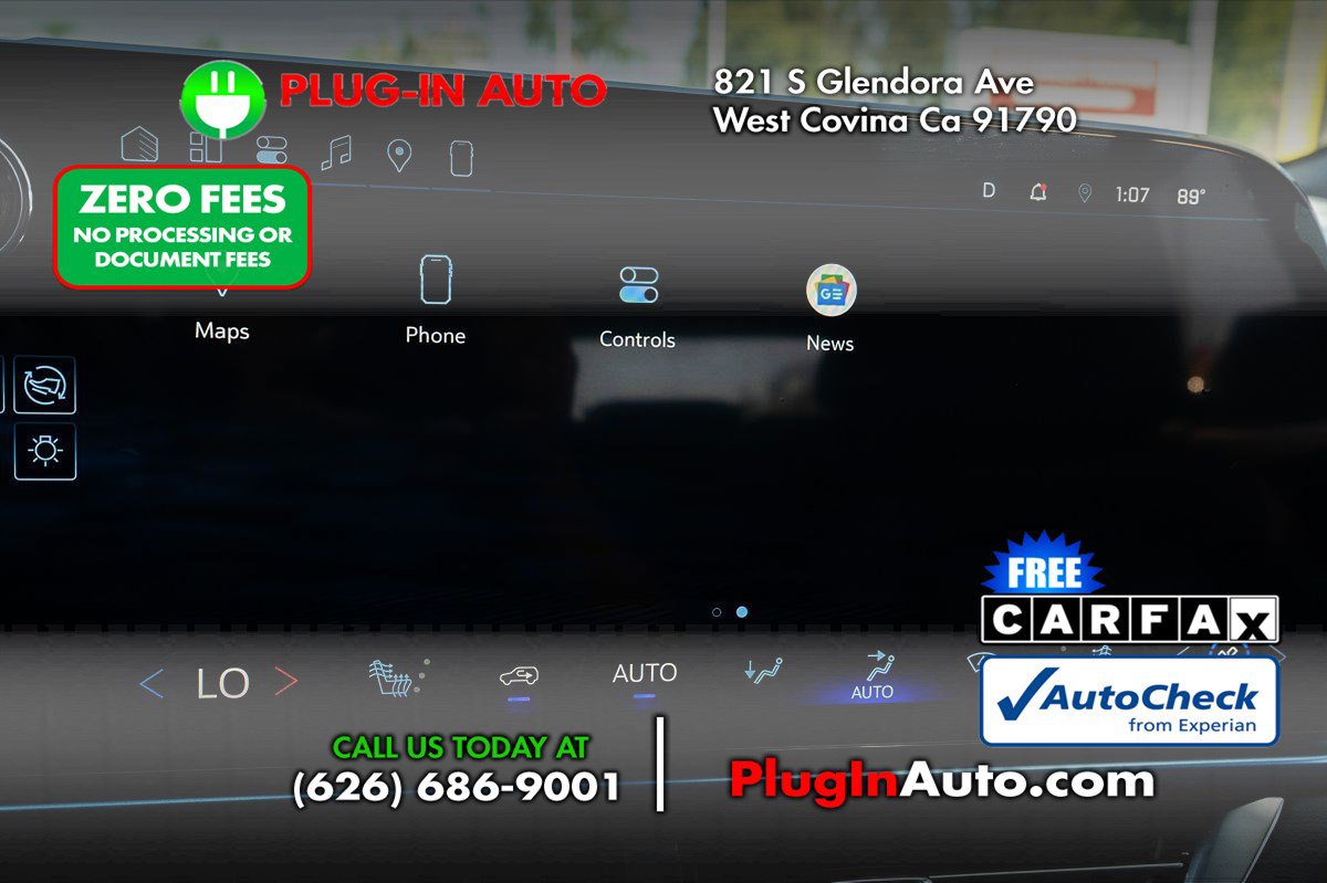 Used 2024 Chevrolet Equinox EV LT w/ LPO, Blackout Package FWD image 27