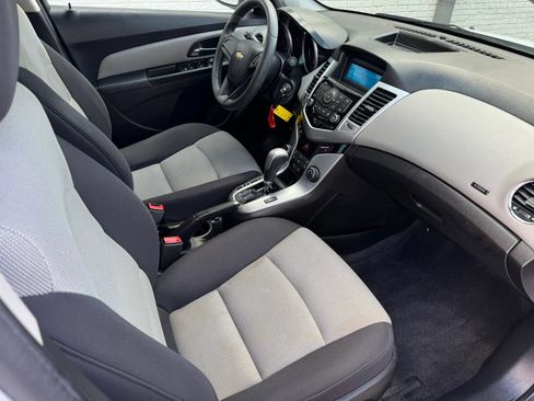 Used 2012 Chevrolet Cruze LS w/ Connectivity Package FWD image 22