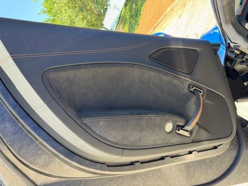 Used 2022 Maserati MC20 Coupe RWD image 12