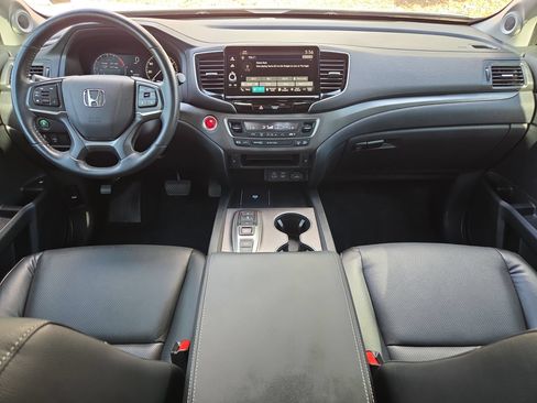 Used 2025 Honda Ridgeline RTL image 16
