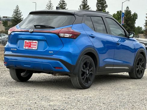 Certified 2023 Nissan Kicks SR FWD image 3