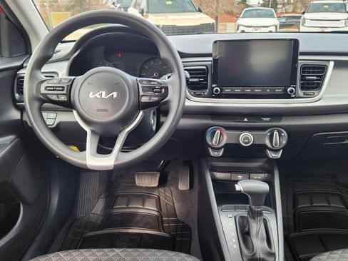 Used 2023 Kia Rio S image 12