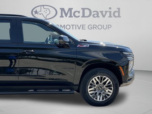 Used 2025 Chevrolet Tahoe Z71 w/ Comfort Package AWD/4WD image 33