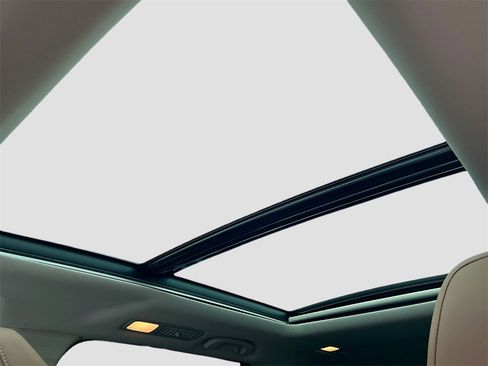 Used 2023 Subaru Ascent Touring image 23